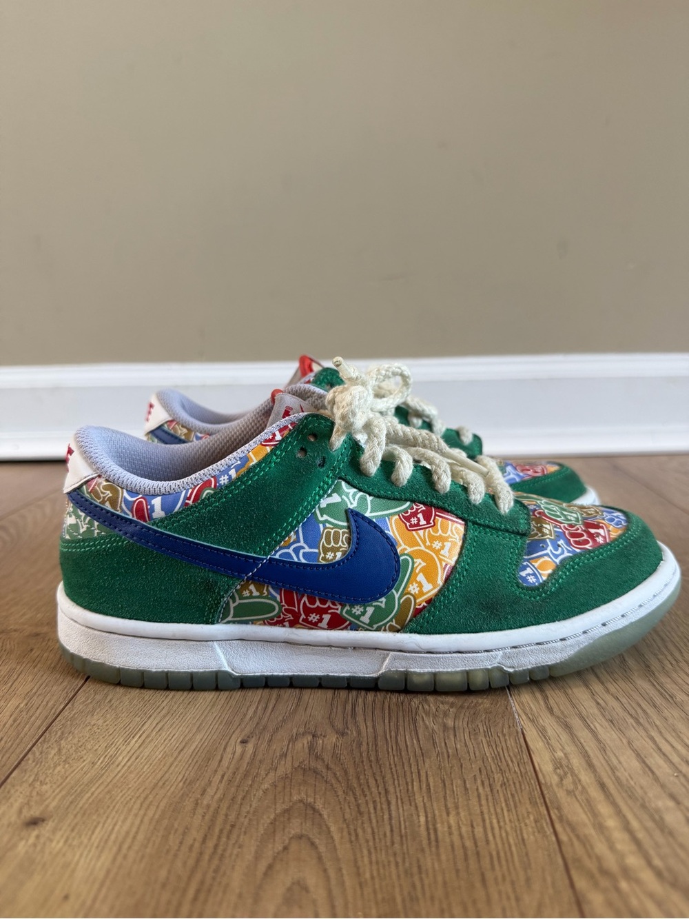 Nike Dunk Low GS 'Foam Finger' Sneakers Green Multicolor Shoes Size 5Y